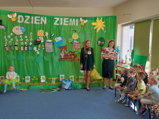 Grafika #18: 22.04.2022 Mini Olimpiada ekologiczna pt."Ekoplaneta"