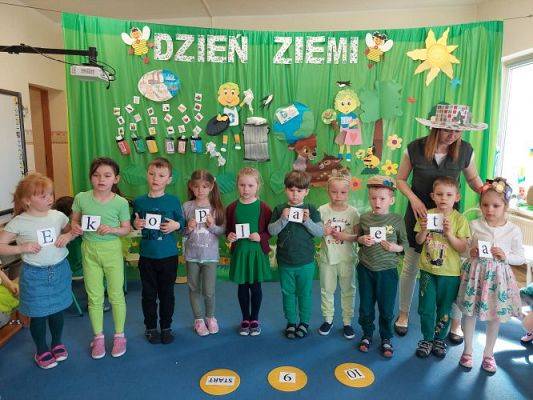 Grafika #62: 22.04.2022 Mini Olimpiada ekologiczna pt."Ekoplaneta"