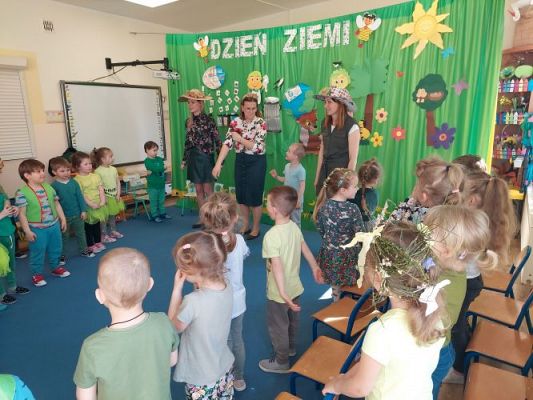 Grafika #67: 22.04.2022 Mini Olimpiada ekologiczna pt."Ekoplaneta"