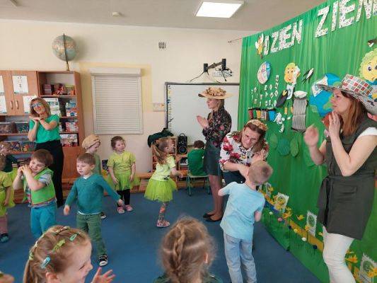 Grafika #69: 22.04.2022 Mini Olimpiada ekologiczna pt."Ekoplaneta"