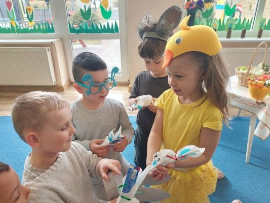 Grafika #11: 13.04.2022 Niespodzianki od Zajączka