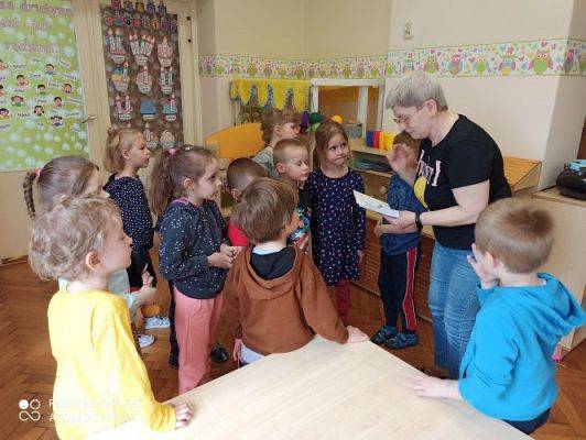 Grafika #22: 13.04.2022 Niespodzianki od Zajączka