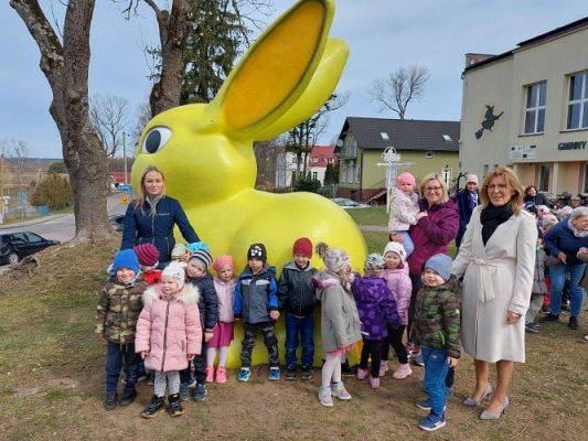 Grafika #35: 13.04.2022 Niespodzianki od Zajączka