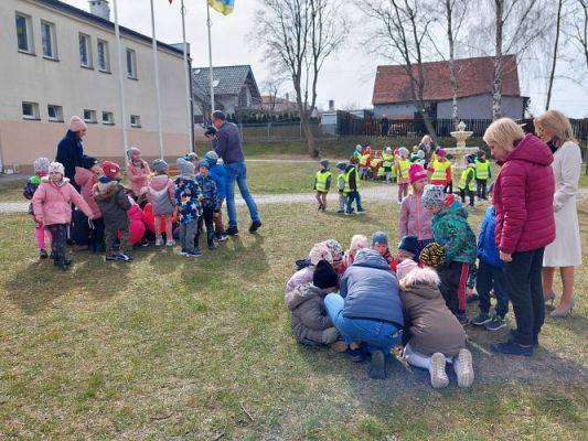 Grafika #45: 13.04.2022 Niespodzianki od Zajączka