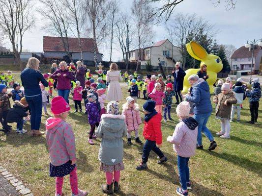 Grafika #70: 13.04.2022 Niespodzianki od Zajączka