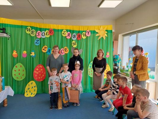 Grafika #9: 12.04.2022 Wręczenie nagród za udział w konkursie "Stroik wielkanocny"