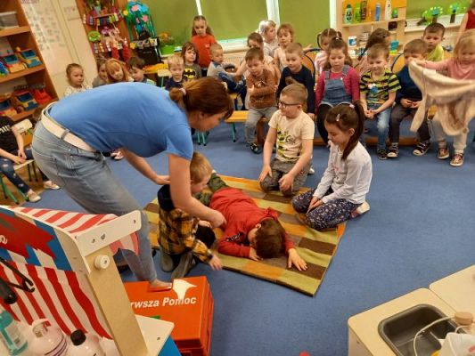 Grafika #27: 08.04.2022 Światowy Dzień Zdrowia