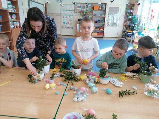 Grafika #7: 01.04.2022 Wiosenne warsztaty kreatywne gr III