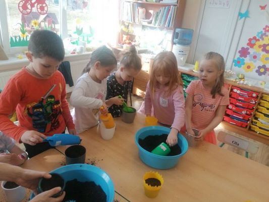 Grafika #8: 01.04.2022 Wiosenne warsztaty kreatywne gr III