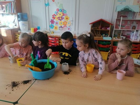 Grafika #10: 01.04.2022 Wiosenne warsztaty kreatywne gr III