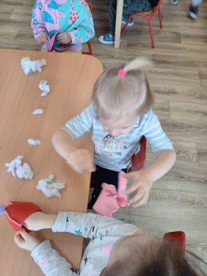 Grafika #12: 1.04.2022 Wiosenne Warsztaty kreatywne Gr I