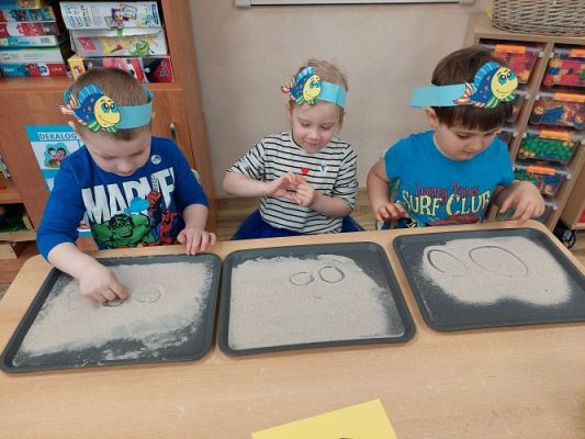 Grafika #4: 25.03.2025 Międzygrupowy konkurs edukacyjny "Morze nasze morze" cz.II