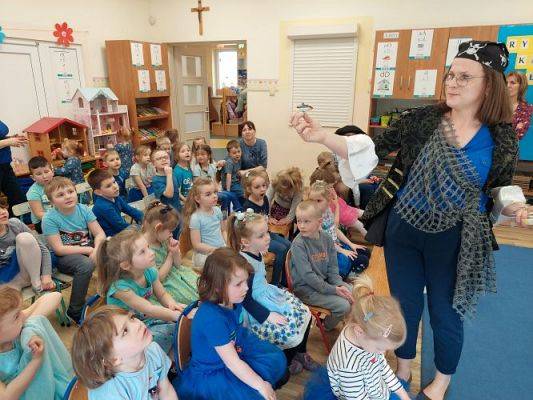 Grafika #53: 25.03.2025 Międzygrupowy konkurs edukacyjny "Morze nasze morze" cz.I