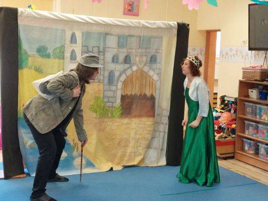 Grafika #36: 24.03.2022 Przedstawienie teatralne "O rycerzu co księżniczkę ratował"