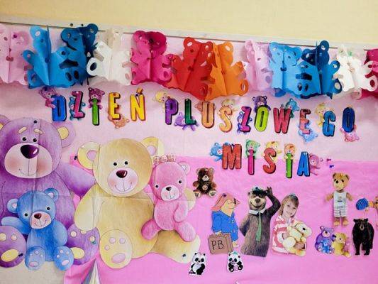 Grafika #3: 25.11.2021 Dzień Misia