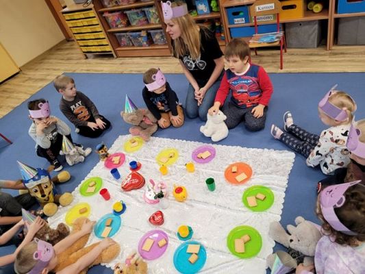 Grafika #9: 25.11.2021 Dzień Misia