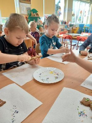 Grafika #11: 25.11.2021 Dzień Misia