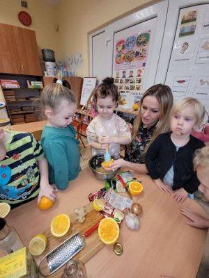 Grafika #25: 16.11.2021 Projekt "Dbam o zdrowie -herbatka rozgrzewająca" gr I