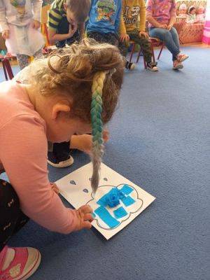 Grafika #10: KLUB MAŁEGO ODKRYWCY Jak powstaje deszcz