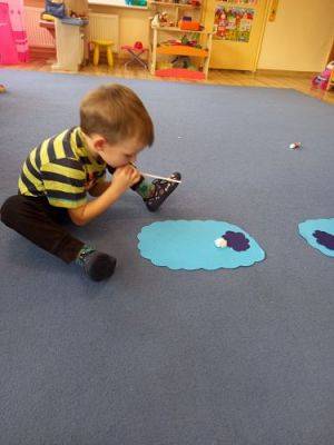 Grafika #17: KLUB MAŁEGO ODKRYWCY Jak powstaje deszcz