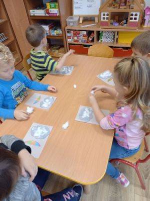 Grafika #33: KLUB MAŁEGO ODKRYWCY Jak powstaje deszcz