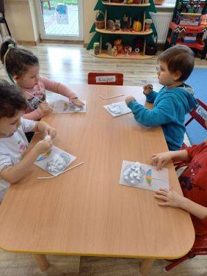 Grafika #35: KLUB MAŁEGO ODKRYWCY Jak powstaje deszcz