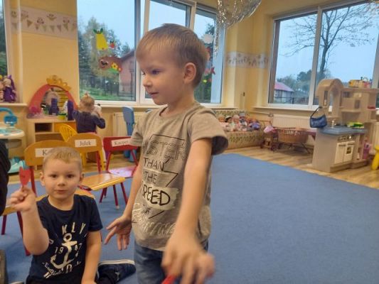 Grafika #1: Gr I wyzwanie: Kici Kocia i Przyjaźń 27.10.2021