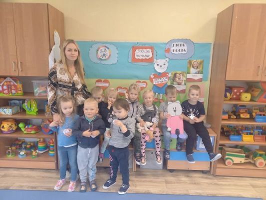 Grafika #34: Gr I wyzwanie: Kici Kocia i Przyjaźń 27.10.2021