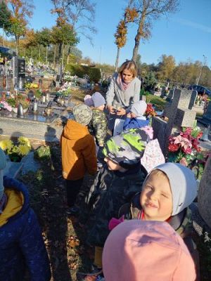 Grafika #2: #SzkołaPamięta