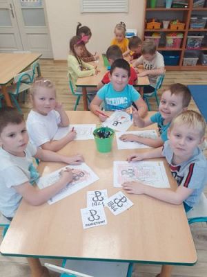 Grafika #9: #SzkołaPamięta