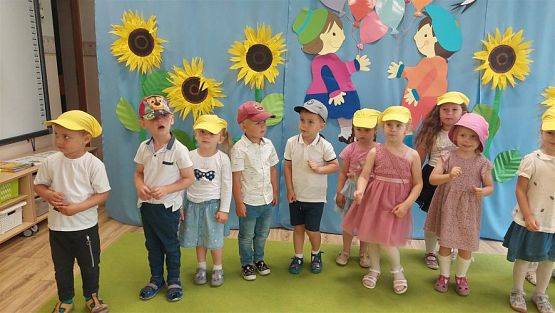 Grafika #7: 23.06.2023 Uroczyste zakończenie roku przedszkolnego w Grupie I,II