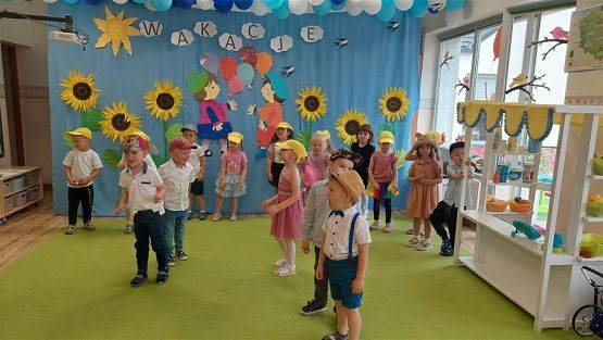 Grafika #12: 23.06.2023 Uroczyste zakończenie roku przedszkolnego w Grupie I,II