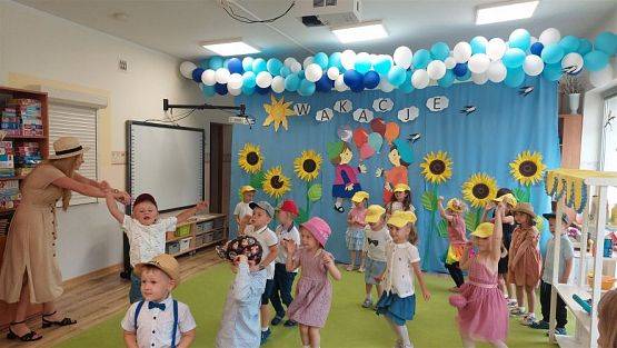 Grafika #18: 23.06.2023 Uroczyste zakończenie roku przedszkolnego w Grupie I,II