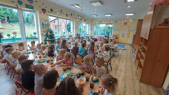 Grafika #97: 23.06.2023 Uroczyste zakończenie roku przedszkolnego w Grupie I,II