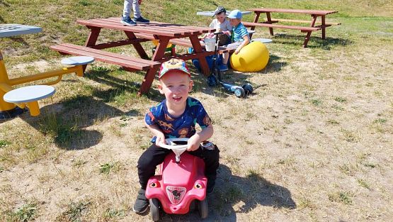 Grafika #13: 07.06.2023 Zabawy w ogrodzie przedszkolnym