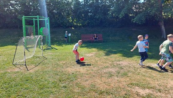 Grafika #17: 07.06.2023 Zabawy w ogrodzie przedszkolnym