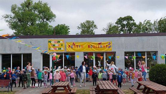 Grafika #17: 01.06.2023 Dzień Dziecka cz.I