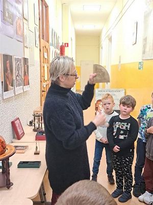 Grafika #17: 16.05.2023 Starszaki z wizytą w Szkole Podstawowej w Wicku