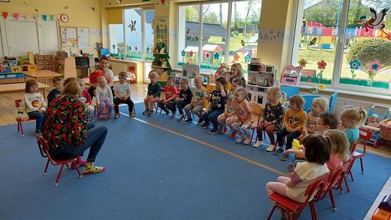 Grafika #3: 12.05.2023 Poznajemy gady - Spotkanie z Panią Edytą