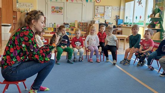 Grafika #6: 12.05.2023 Poznajemy gady - Spotkanie z Panią Edytą