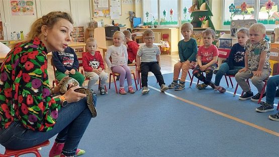 Grafika #7: 12.05.2023 Poznajemy gady - Spotkanie z Panią Edytą