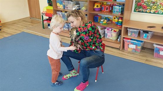 Grafika #12: 12.05.2023 Poznajemy gady - Spotkanie z Panią Edytą