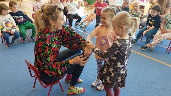 Grafika #14: 12.05.2023 Poznajemy gady - Spotkanie z Panią Edytą