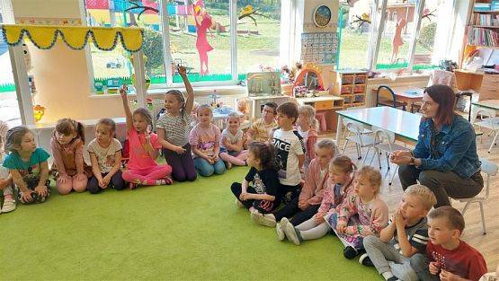 Grafika #38: 12.05.2023 Poznajemy gady - Spotkanie z Panią Edytą