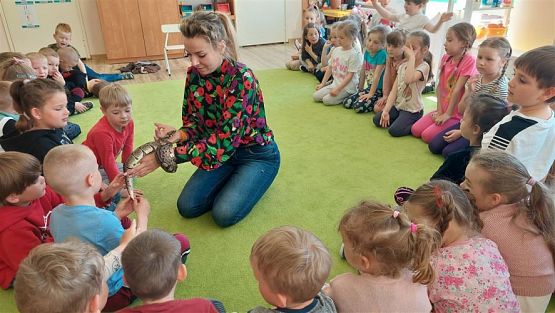 Grafika #47: 12.05.2023 Poznajemy gady - Spotkanie z Panią Edytą