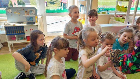 Grafika #52: 12.05.2023 Poznajemy gady - Spotkanie z Panią Edytą