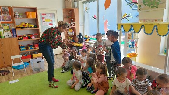 Grafika #64: 12.05.2023 Poznajemy gady - Spotkanie z Panią Edytą