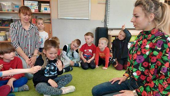 Grafika #73: 12.05.2023 Poznajemy gady - Spotkanie z Panią Edytą