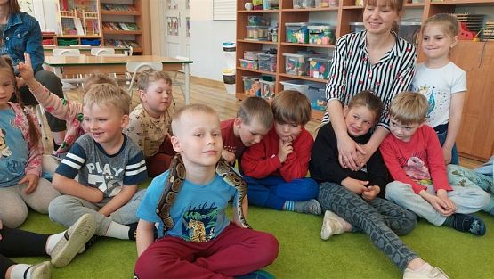 Grafika #75: 12.05.2023 Poznajemy gady - Spotkanie z Panią Edytą