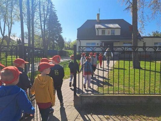 Grafika #0: 11.05.2023 Spartakiada Przedszkolaka - Średniaki z Charbrowa kontra Średniaki z Wicka